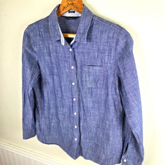 Tommy Hilfiger Women's Classic Fir Blue Button-Up Roll Tab Denim Shirt Sz Large - Picture 4 of 8